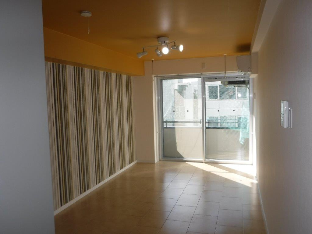 ユーコート新御徒町の居間・リビング