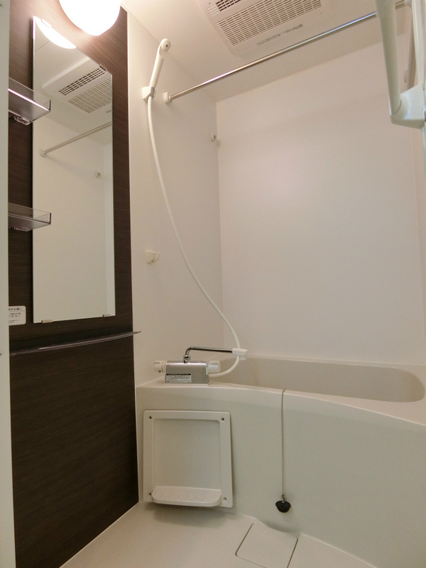 リブリ・フローレス弐番館の浴室