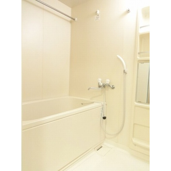 小宮ビルの浴室