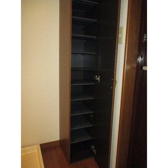 クレール野沢の収納|★下駄箱★