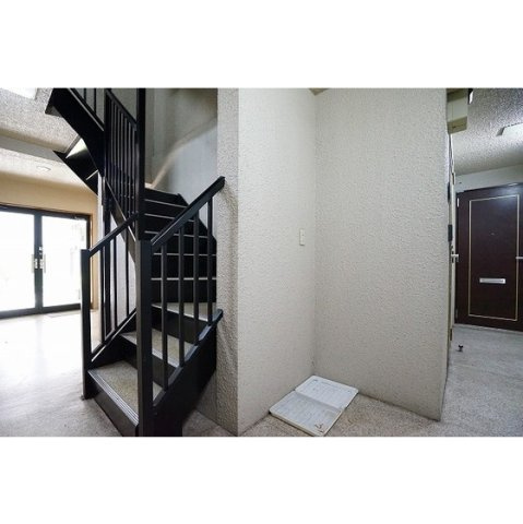 クレール野沢のエントランス|エントランスホール