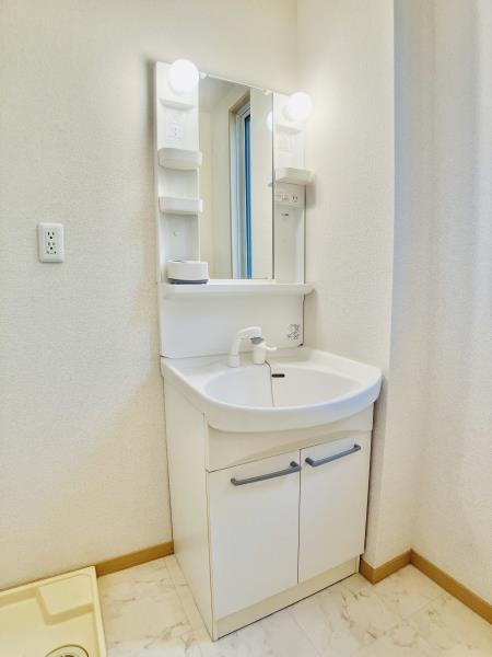 オークヴィラＡ棟の洗面所