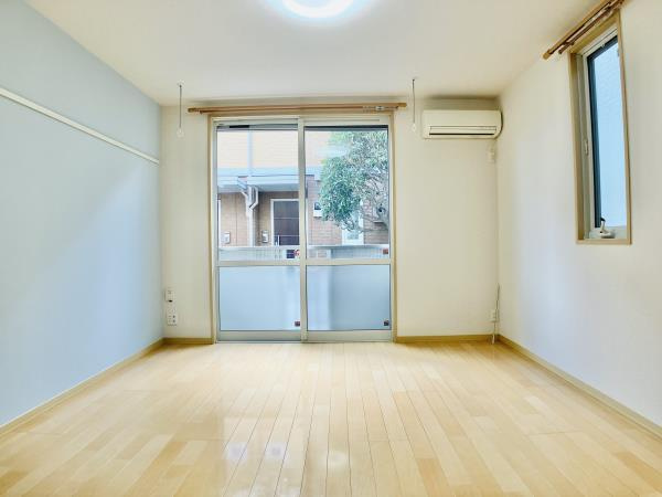 オークヴィラＡ棟の居間・リビング