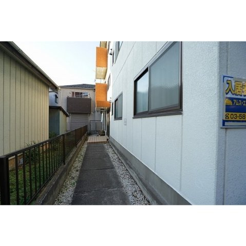 第２梨本マンションのエントランス|エントランス