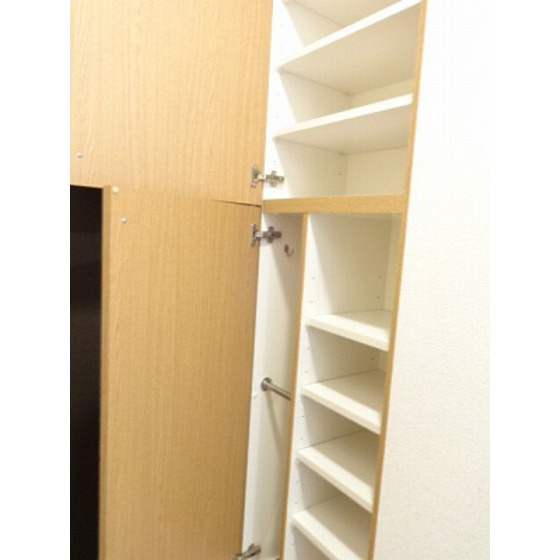 小宮ビルの収納|シューズボックス