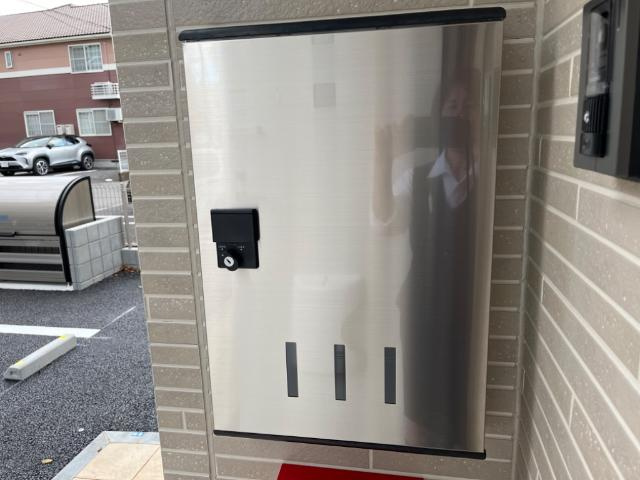 ブルー　スカイ（BLUE SKY）の設備|宅配ボックス