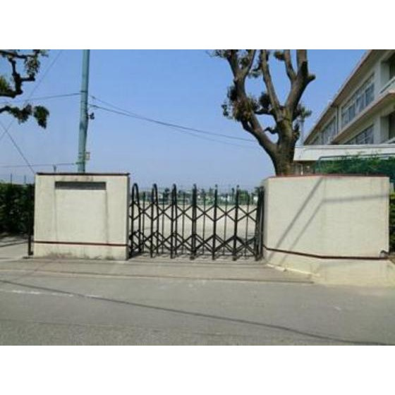 コーポ・５の周辺|中学校「立川市立立川第一中学校まで463ｍ」