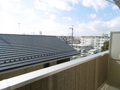 バルコニーから・日当たり良好♪