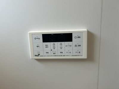 給湯パネルです♪追い焚き機能付き