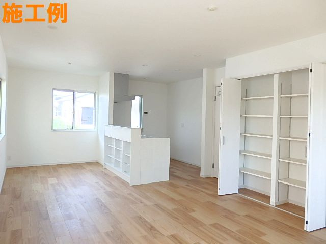 茅ヶ崎市東海岸南4丁目新築戸建て　2号棟の居間・リビング|居間です