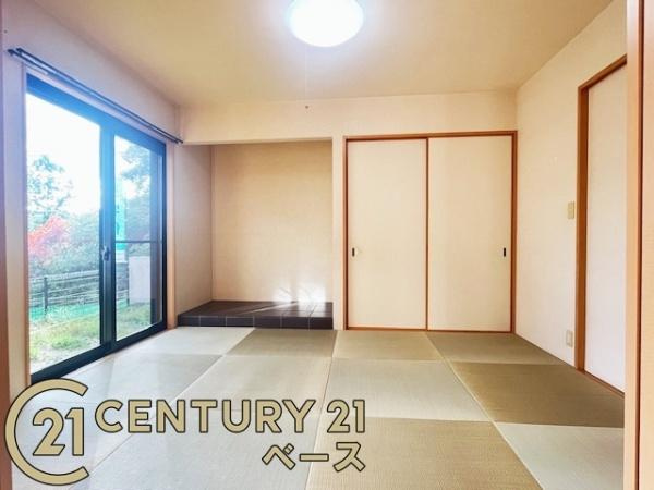 香芝市旭ケ丘５丁目の中古一戸建の和室|■現地撮影写真■ほっこり落ち着ける和室！客間としてもご利用いただけます！