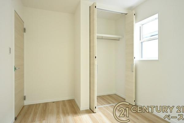 橿原市白橿町４丁目 ３号地 ／一戸建の収納|■現地撮影写真■全居室に広々収納スペース完備！