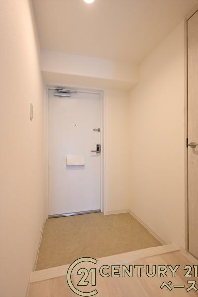 コスモ大和高田の玄関|■現地撮影写真■広くて明るい玄関！！