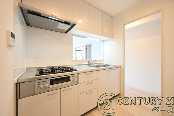 コスモ大和高田のその他|■現地撮影写真■スタイリッシュなコンクリートの門構えが印象的！