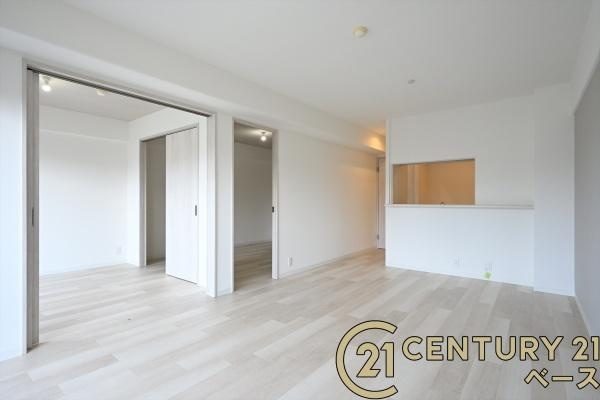 コスモ大和高田のその他共用部分|■現地撮影写真■スーパーまで徒歩圏内！毎日のお買い物も楽々です！