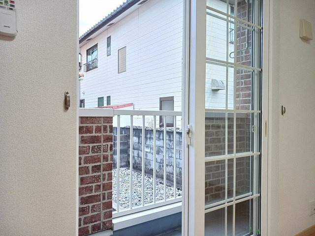 クレールセゾンのバルコニー|お洗濯にも便利なバルコニー付き
