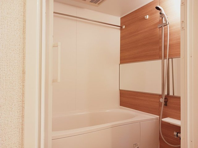 フローラシオン森の浴室|落ち着いた空間のお風呂です