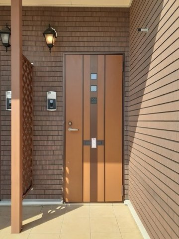 【エントランス】 | シャトー・プルミエール