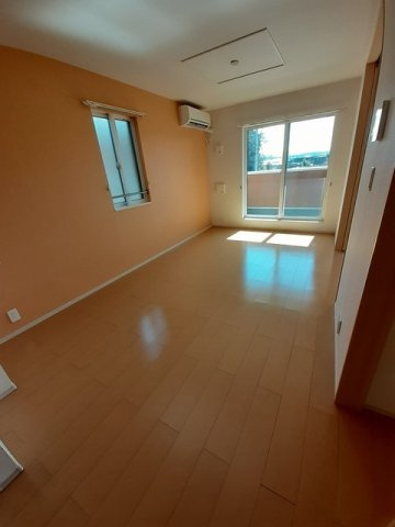 サンハピネスＡの居間・リビング