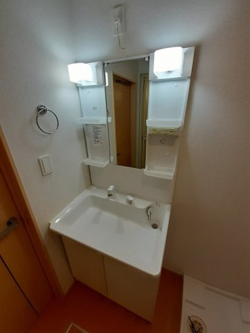 サンハピネスＡの洗面所