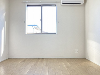 【洋室】 | ゼファー　A棟