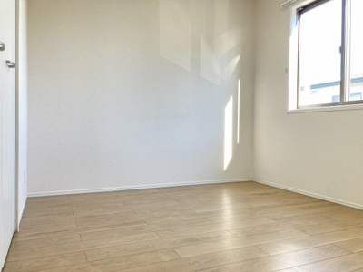 【洋室】 | ゼファー　A棟