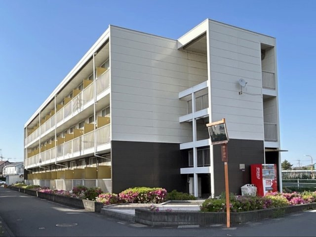 レオパレスアムールの外観