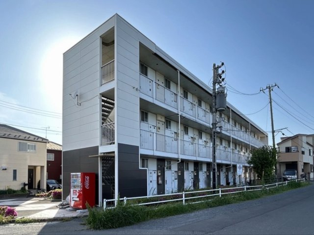 レオパレスアムールの外観