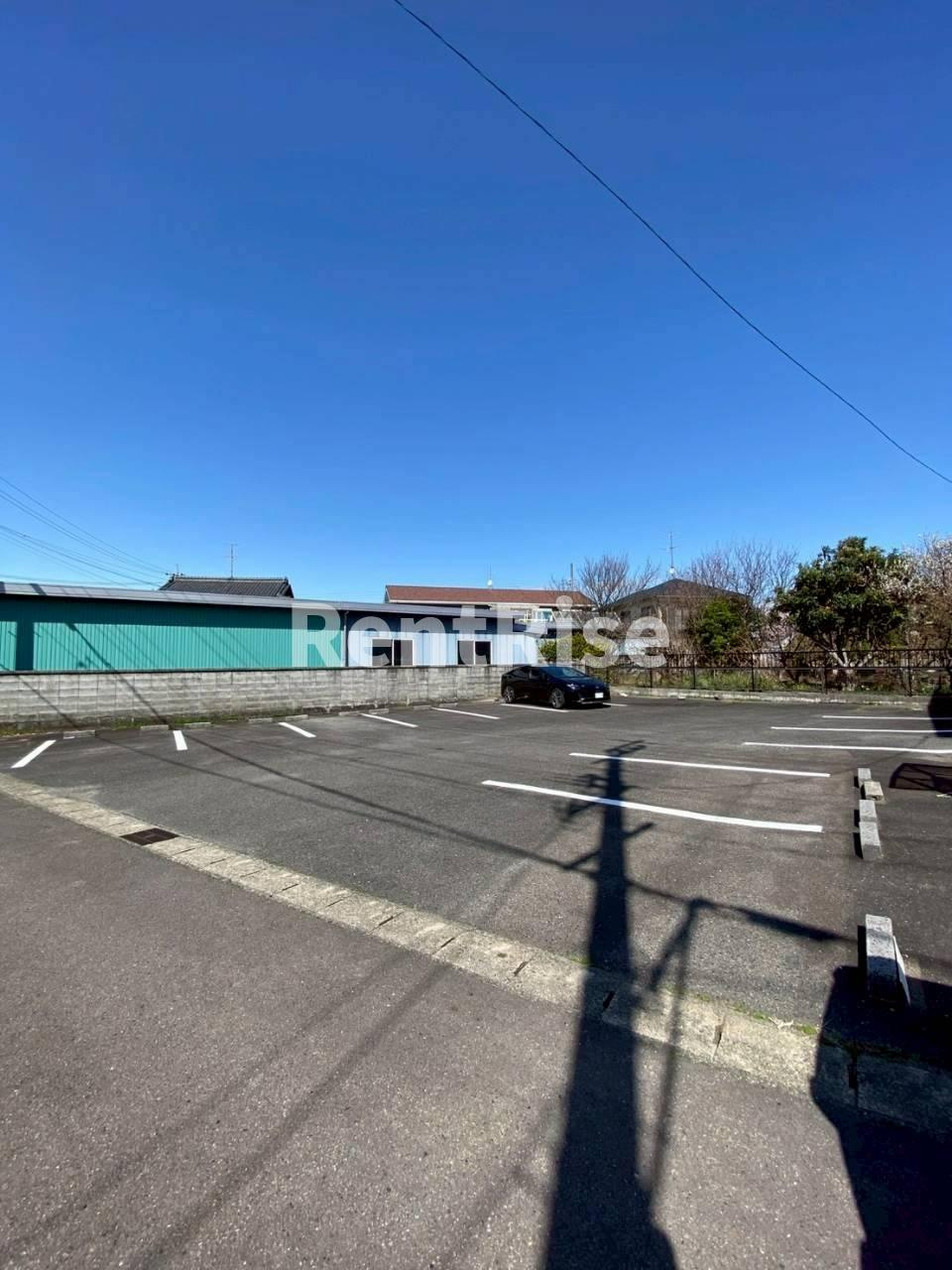 パティオサングリアの駐車場