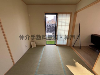【和室】 | 神戸市垂水区桃山台2丁目　新築戸建　仲介手数料無料！ | 和室があれば客間としても活用できます