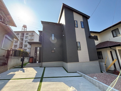 【外観】 | 神戸市垂水区桃山台2丁目　新築戸建　仲介手数料無料！ | 外観もきれいです