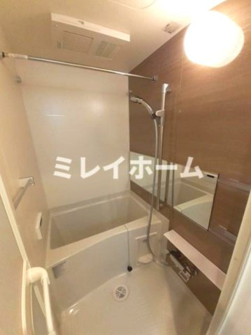 ウエストシックスの浴室