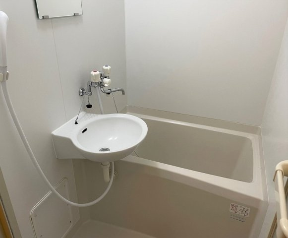 レオパレスｂｅｌ　ｓｕｏｎｏの浴室