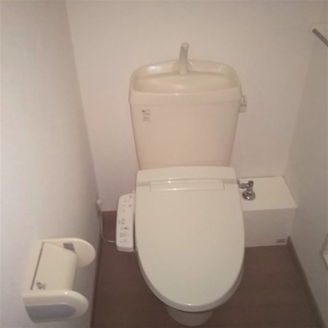 レオパレスレイフローラのその他|温水洗浄便座付き　