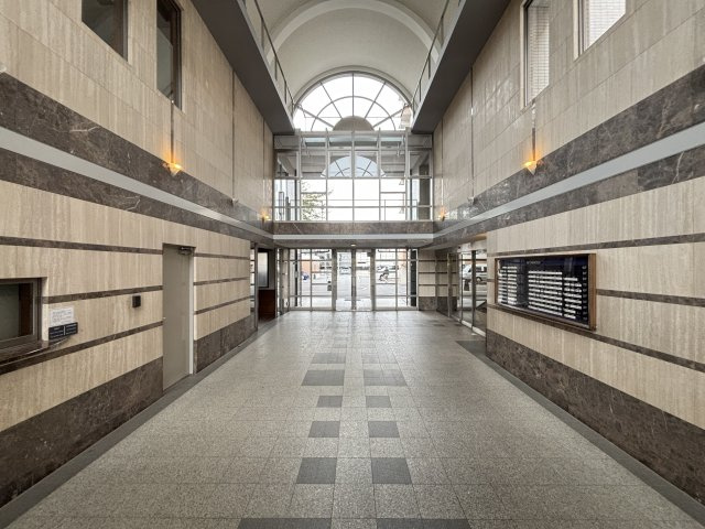 ライオンズガーデンシティ平井のエントランス