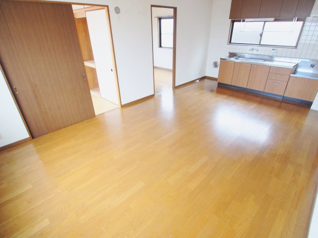 アルバ府中の居間・リビング