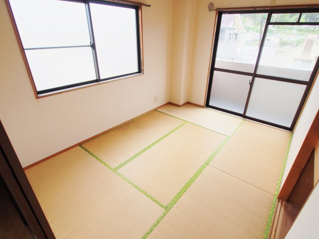 アルバ府中の和室