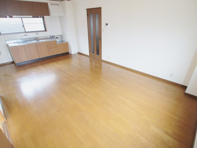 アルバ府中の居間・リビング