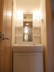 ラフテルの洗面所