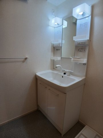 スモ－ルウッズタウンＴＯＭＯⅠの洗面所