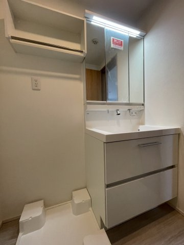 【独立洗面台】