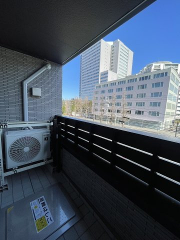 【バルコニー】