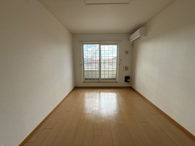 ドルフ・アカネＢの設備