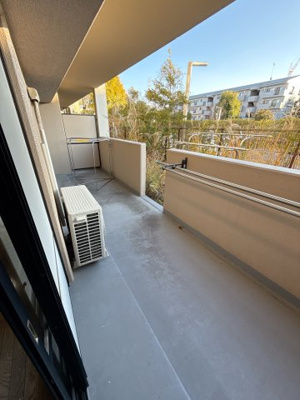 【バルコニー】 | ミラパセオ自治医大壱番館