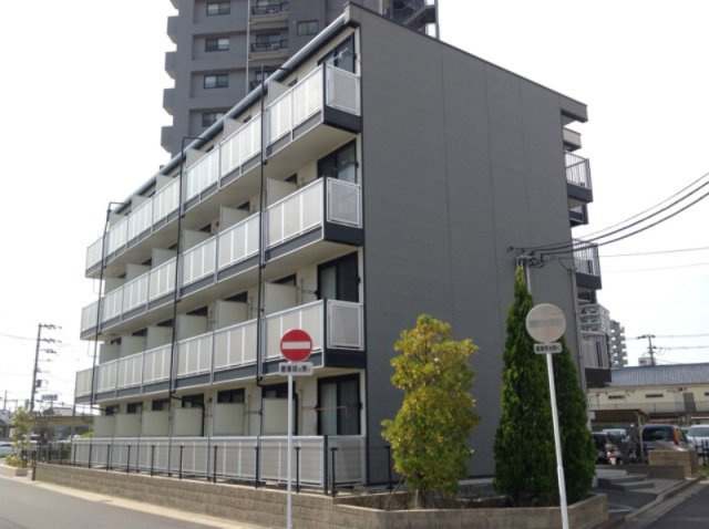 レオパレスナイス五井８１２の外観