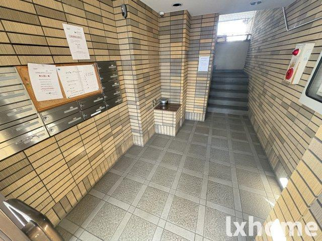 ウィングビュー鮎川のエントランス|清潔なエントランスです