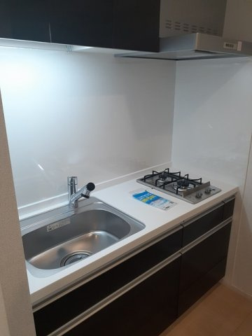 サニーメゾンオオハシ #品川区 #立会川 #駅近 #一人暮らし #築浅のキッチン|使いやすいキッチンです