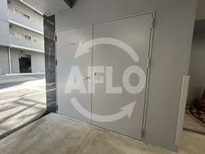 コンフォリア・リヴ谷町九丁目ソルテラスのシャワールーム|コンフォリア・リヴ谷町九丁目ソルテラス　ゴミ置場