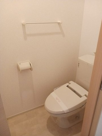 カーサ　エンのトイレ|清潔感のあるトイレです