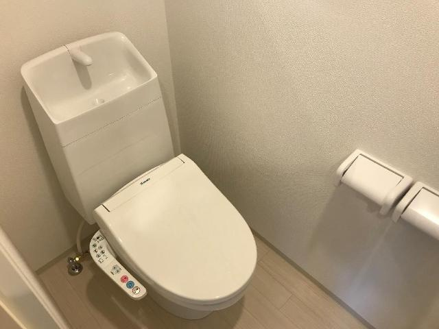 プライアソルのトイレ|シャワー付トイレ